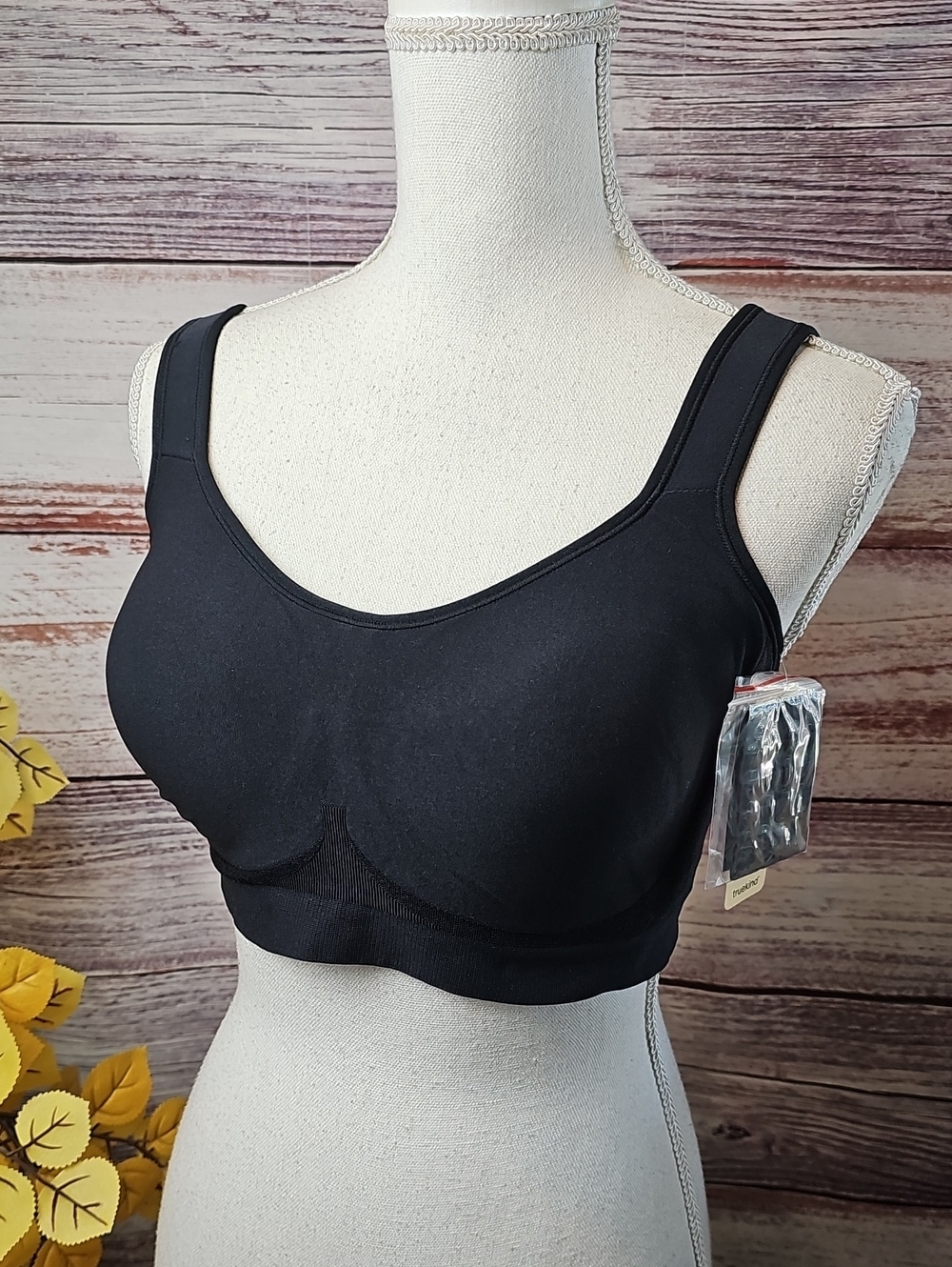 NWT SHAPERMINT TRUEKIND DAILY COMFORT WIRELESS SHAPER BRA
